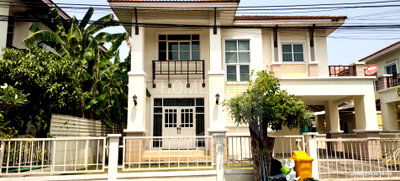 เช่าบ้านเดี่ยว ถนนกิ่งแก้ว : Sirinda Pranali 3 bedrooms, for rent