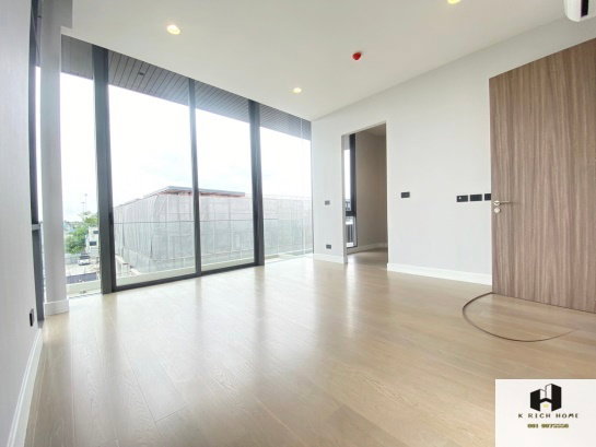 รูป ขายบ้านเดี่ยวหลังใหญ่ 3 ชั้น พร้อมลิฟท์และสระว่ายน้ำ เมฆารามอินทรา ใกล้แฟชั่นไอส์แลนด์ และรถไฟฟ้าสายสีชมพู สถานีรามอินทรา 83 เพียง 1 กม. - รูปที่ 12/29