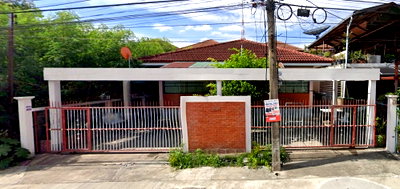 บ้านเดี่ยว รร.ฤทธิยะวรรณาลัย 2 : 🏠 #บ้านเดี่ยวชั้นเดียว ร่มรื่นน่าอยู่ 3นอน 2น้ำ ซ.#สายไหม50 เจ้าของปลูกเอง โครงสร้างแข็งแรง ใช้วัสดุพรีเมี่ยม บ้านคุณภาพดีกว่าบ้านจัดสรร
