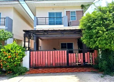 บ้านแฝด ม.เทคโนโลยีราชมงคลตะวันออก : บ้านแฝดมือสองบางพระ โครงการมณีรินทร์ วิลเลจ บางพระ ชลบุรี 