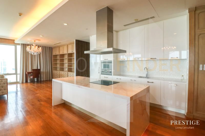 picture 185 Rajdamri 4 bedrooms, for rent - 4/10