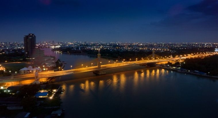 Mantana Ratchaphruek - Maha Chesadabodindranusorn Bridge