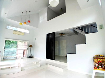 บ้านเดี่ยว สนามบินดอนเมือง : ขายบ้านเดี่ยว สรงประภา ดอนเมือง 133 ตารางวา โทร 0999983897