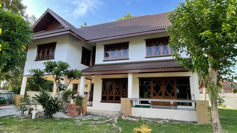 ‼️ต่ำกว่าราคาประเมิน‼️เจ้าของขายเอง‼️ บ้านเดี่ยว2ชั้น สภาพดี 🏡236ตร.ว. 🩷3ห้องนอน 2ห้องน้ำ ครัวแยก ✅ใกล้แหลมทอง ✅ใกล้เซนทรัล