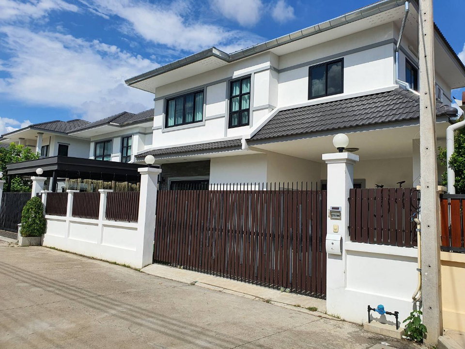 รูป ให้เช่า บ้านเดี่ยวสองชั้น 3 นอน 3 น้ำ ในโครงการชื่อดัง เชียงใหม่ - RW004941 - รูปที่ 2/27