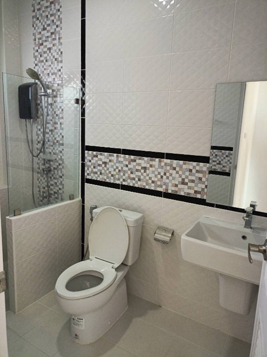 รูป ให้เช่า บ้านสวย หลังใหญ่ ยังไม่เคยเข้าอยู่ เดินทางสะดวก - RW004951 - รูปที่ 23/29