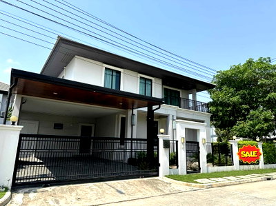 บ้านเดี่ยว ถนนสุขุมวิท : LTH10729– Urgent Sale House for sale Setthasiri Pattanakarn Size 81 Sq.w. 4 beds 5 baths Near BTS On nut ONLY 19MB