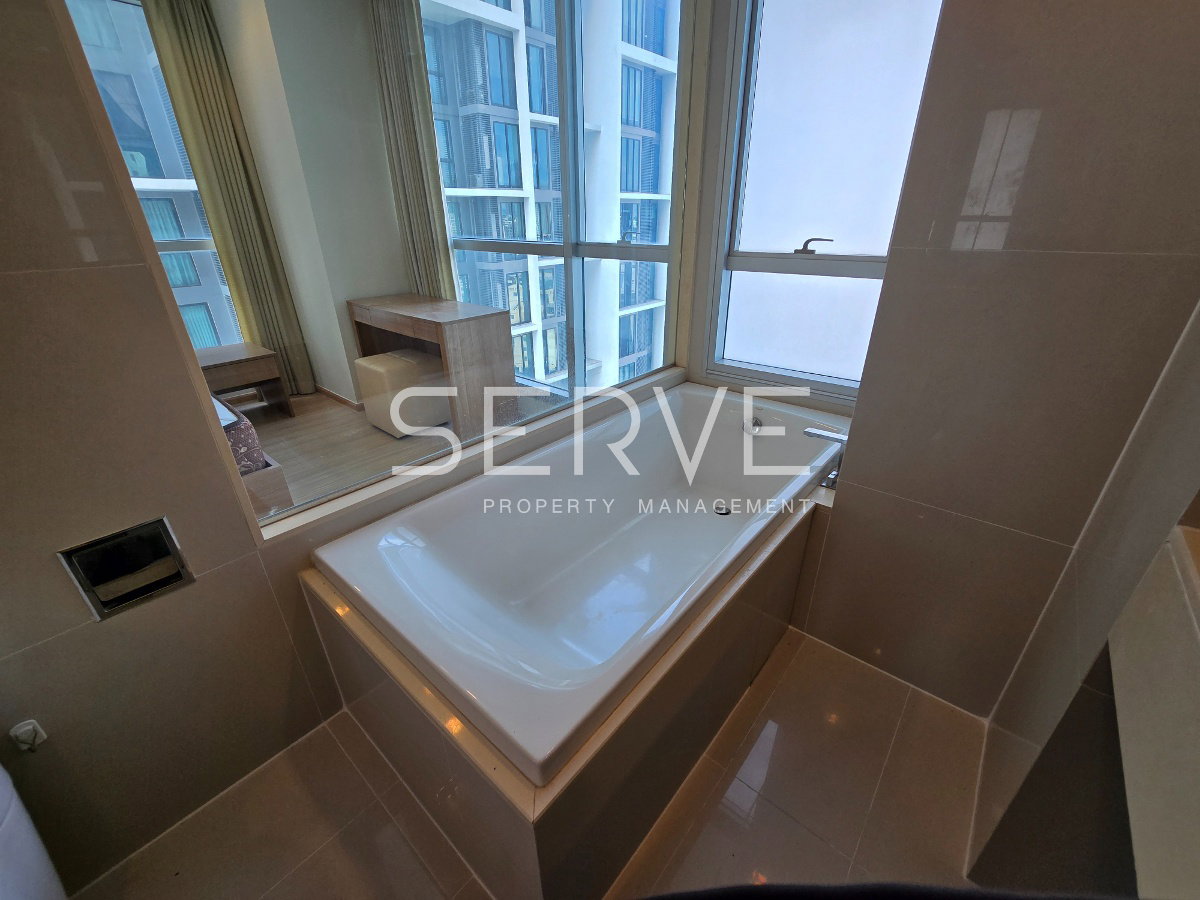 picture 2 Beds 2 Baths Nice Room Good Location Next to MRT Huai Khwang 50 m.  @  Rhythm Ratchada - Huai Khwang - 9/23