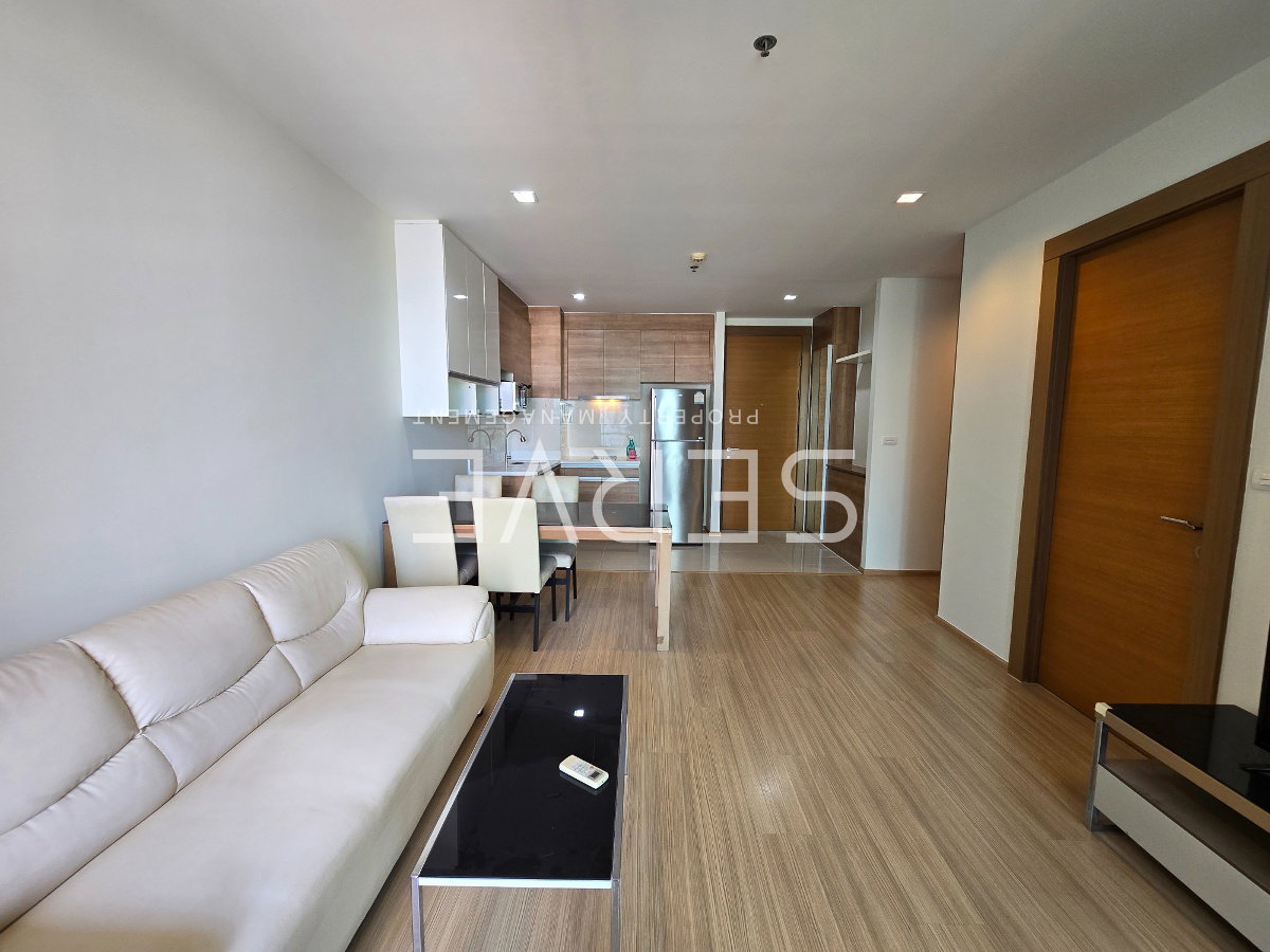 picture 2 Beds 2 Baths Nice Room Good Location Next to MRT Huai Khwang 50 m.  @  Rhythm Ratchada - Huai Khwang - 6/23