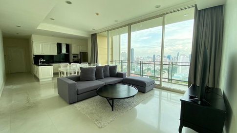LTHC10739–Royce Private Residences FOR RENT 2 beds 2 baths size 112 Sq.m. Near BTS Phrom Phong Station ONLY 80k/month