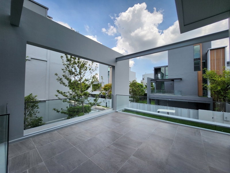 Houses for sale : 🎄˚ ༘ ♡ 🎅🏻⋆｡🎁₊˚•🦌 ꒱🌷Luxury house for sale (Two adjoining houses) VIVE Krungthep Kreetha💗💗 𝗟𝗶𝗻𝗲@: @𝗮𝘀𝘀𝗲𝘁𝘀𝗽𝗿𝗼