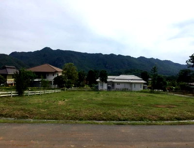 ที่ดิน นครราชสีมา (โคราช) : ขายที่เขาใหญ่ ใกล้เขาอุทยาน 332 ตร.ว วิวเขาสวยมาก ในโครงการภูภัทรา พญาเย็น เส้นกุดคล้าผ่านศึก ปากช่อง ที่สวยขายถูกมาก  087-9074045