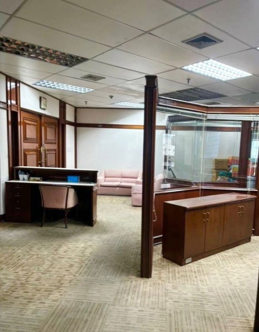 เช่าออฟฟิศ อาคาร ชาญอิสสระ ทาวเวอร์ 1 (Charn Issara Tower I)    ขนาด 380 ตารางเมตร 