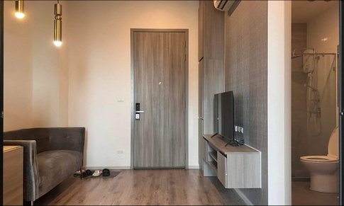 ว่างพร้อมอยู่! Knightsbridge prime . 1bed 32ตร.ม. Line id: @pfagent