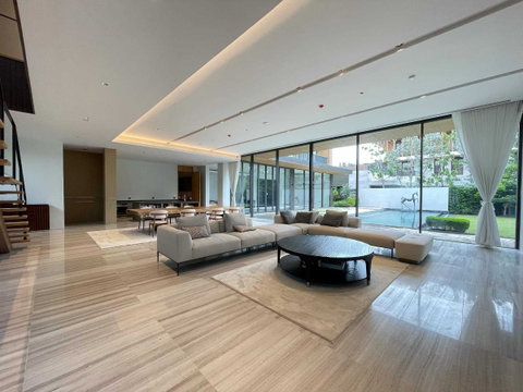 🔥Santiburi The Residences  - 5 Bedroom for SALE ONLY 300 MB🔥