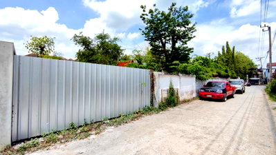ที่ดิน ถนนเทพรักษ์ : ขาย ที่ดิน ซ.พหลโยธิน 54 ขนาด 159 ตร.วา แปลงสี่เหลี่ยม ห่าง BTS สะพานใหม่ เพียง 450 เมตร