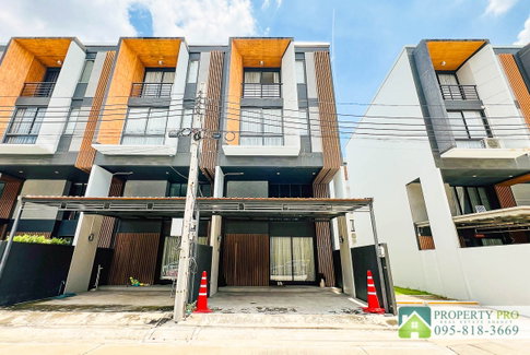 MJ24R-008 ให้เช่า บ้าน Shizen พัฒนาการ 32 ทาวน์โฮม 3 ชั้นครึ่ง 3 ห้องนอน 22 ตรว 220 ตรม หลังริม เฟอร์นิเจอร์และเครื่องใช้ไฟฟ้าครบ ใกล้ อ่อนนุช หัวหมาก