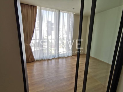 🔥5.67 MB🔥 -Studio with Partition 27 sq.m. Good Location BTS Phrom Phong 500 m. at Noble Around 33 Condo / For Sale