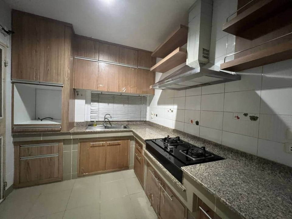 รูป ให้เช่าบ้านหลังงาม ใกล้สนามบิน พื้นที่เหมาะการพักอาศัย - RC002413 - รูปที่ 8/11