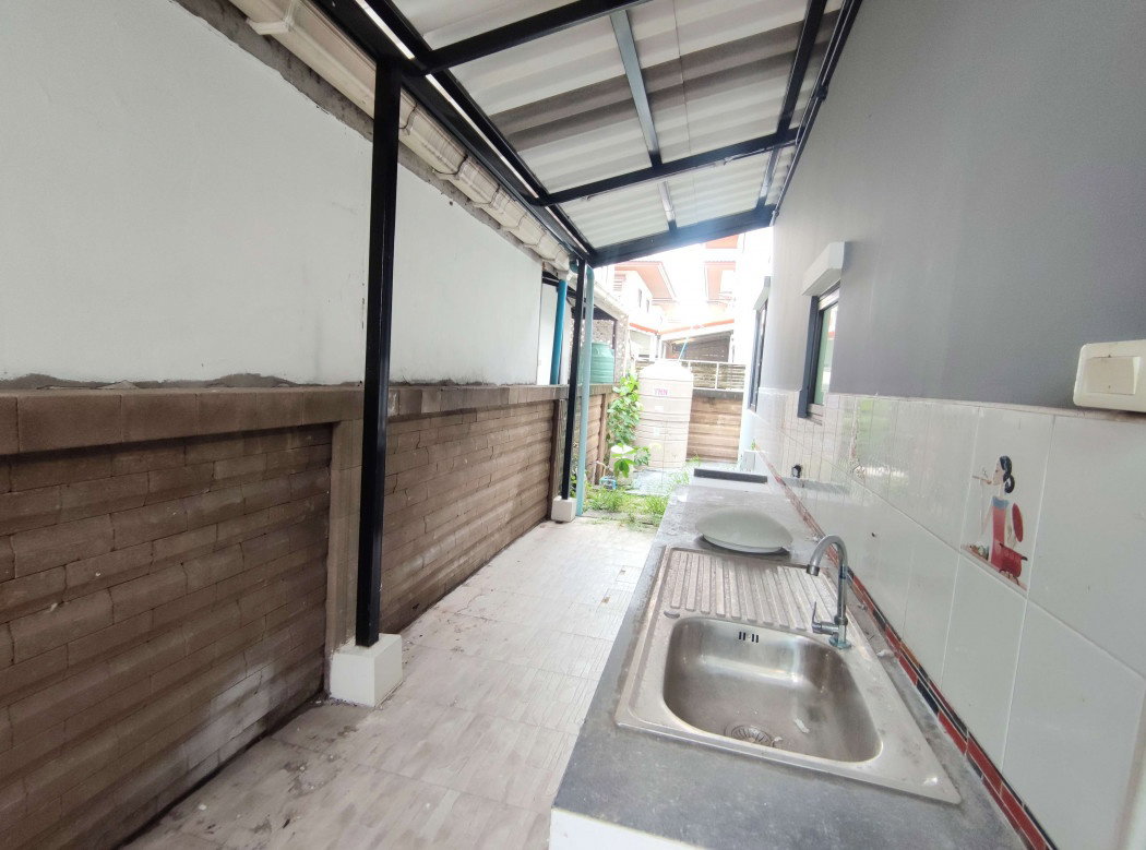 รูป ขาย บ้านแฝด พร้อมพัฒน์ ไพร์ม 150 ตรม 40.7 ตรว รามอินทรา หลังริมในสุด หทัยราษฎร์ 39 - รูปที่ 8/12