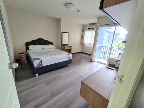 P-142396 Condo for sell Kensington Bearing 12 (Sukhumvit 107) fully furnished.