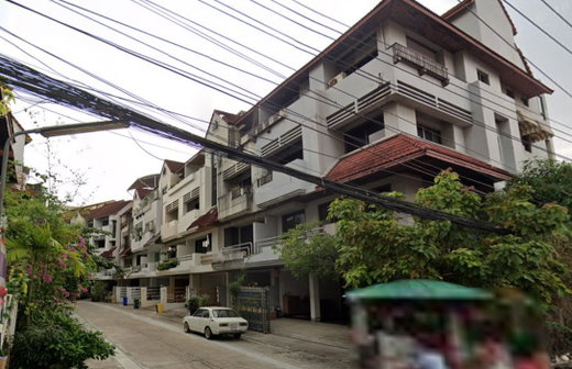 Project Phloi Pailin Yen Akat Picture - 2/3