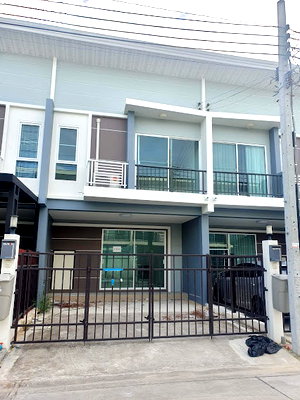 Townhouses for sale : sale townhouse in supalai pride ladkrabang nice living 
