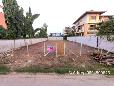 Land for sale Bang Kruai - Sai Noi Road : Land for sale, 150 sq.w., near Nakhon In Road, Rama 5 Roundabout, Bang Si Thong, Nonthaburi, suitable for building a house.