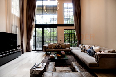 Houses for sale Watthana : The Quarter 31 4 bedrooms, for sale