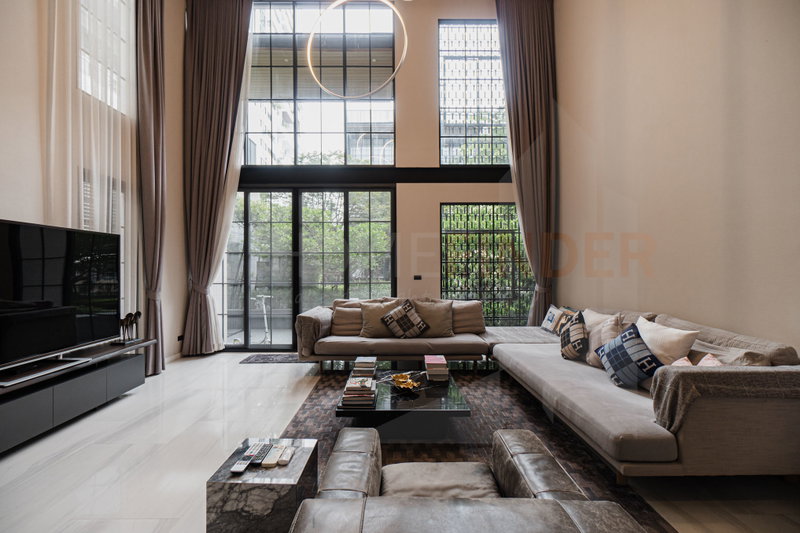 ขายบ้านเดี่ยว : The Quarter 31 4 bedrooms, for sale