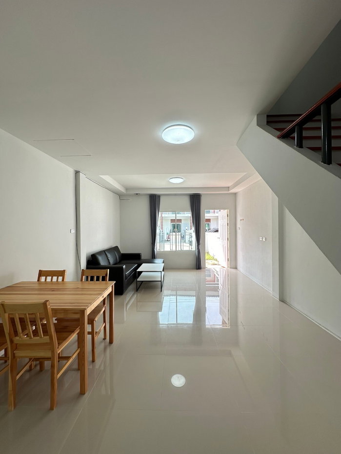 รูป ให้เช่าบ้านทาวน์โฮม บ้านฉาง ระยอง 2 นอน 2 น้ำ พร้อมเฟอร์ฯ แอร์ - รูปที่ 4/11
