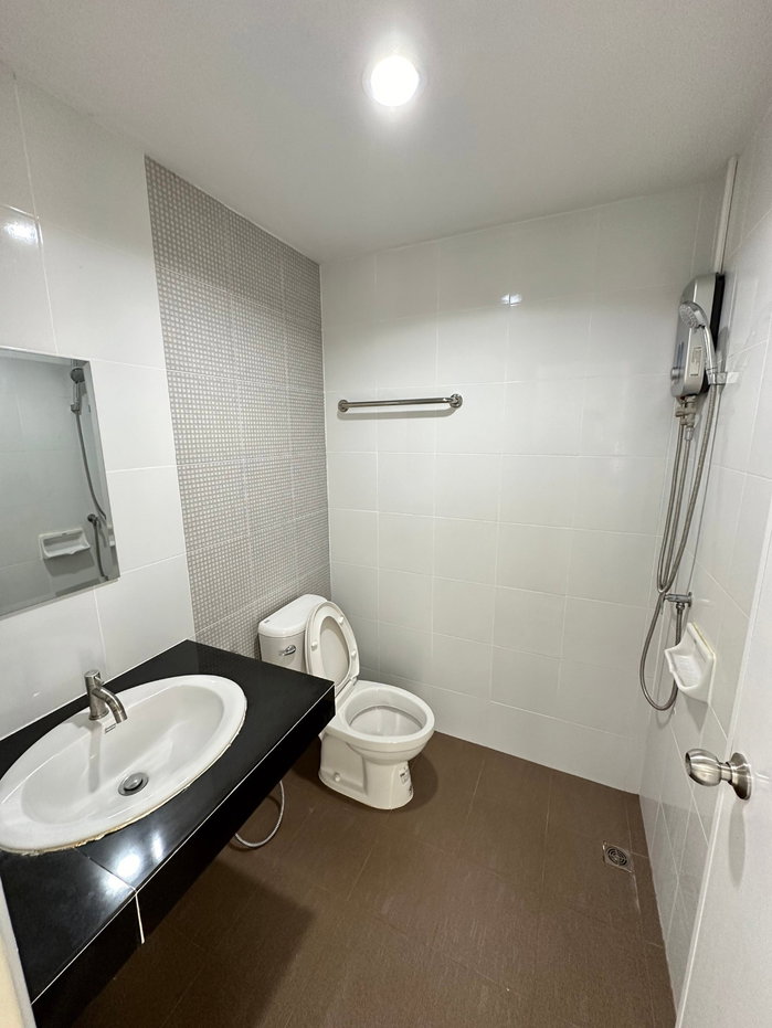 รูป ให้เช่าบ้านทาวน์โฮม บ้านฉาง ระยอง 2 นอน 2 น้ำ พร้อมเฟอร์ฯ แอร์ - รูปที่ 9/11