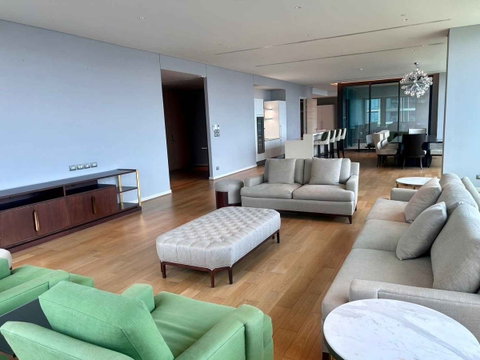LTHC10873–Sindhorn Residence FOR SALE 3 beds 4 baths size 347.36 Sq.m. Near BTS Phloen Chit Station ONLY 110MB
