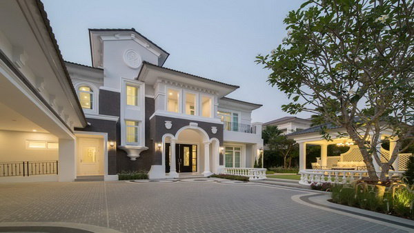 รูปภาพGrandeur