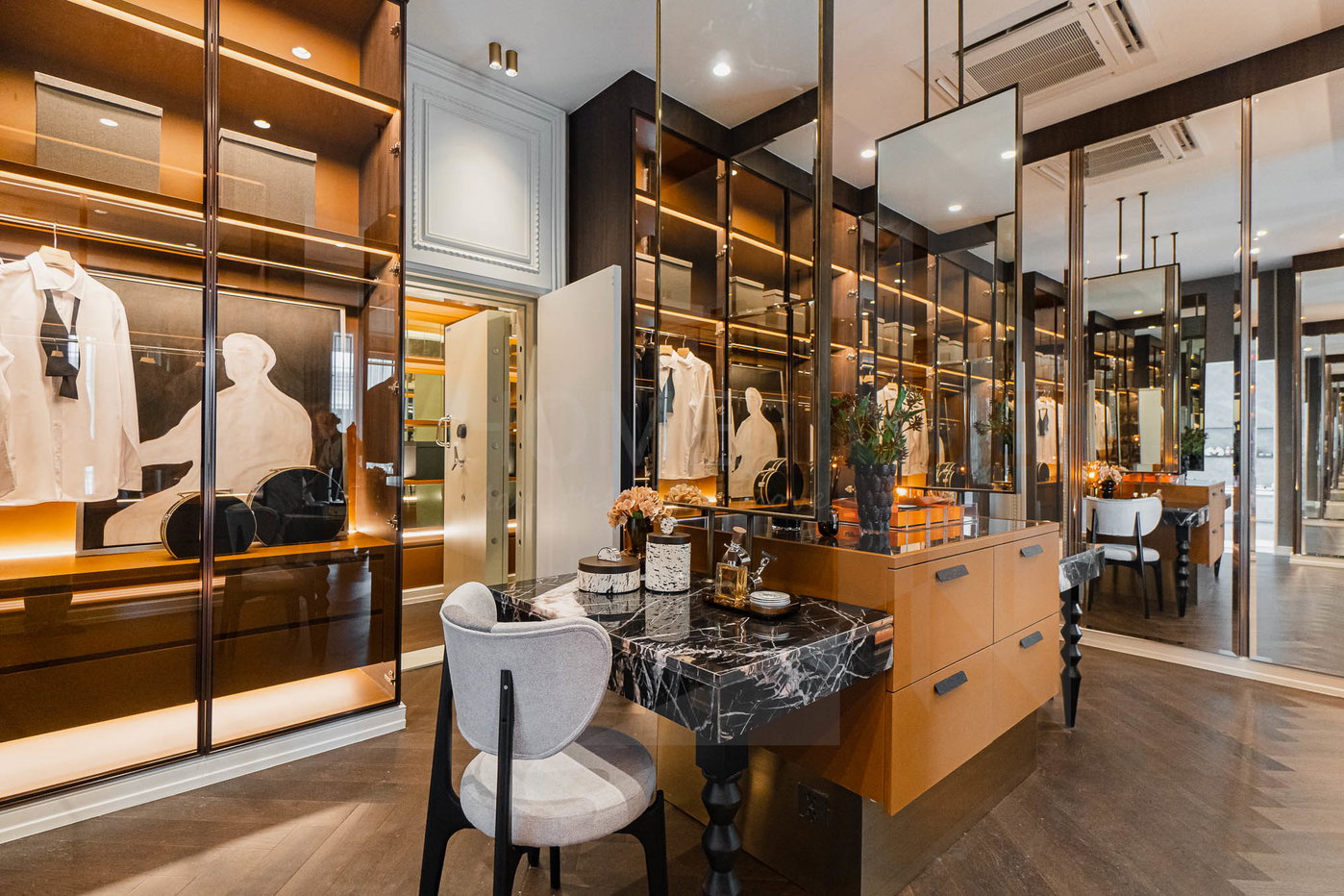 รูป CONNOISSEUR Phatthanakan 5 bedrooms, for sale - รูปที่ 3/13