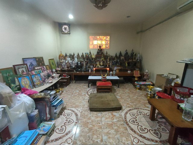 รูป ขายด่วนอาคารพาณิชย์ 3.5 ชั้น มีดาดฟ้า รวม 3 คูหา บนถนนพระราม 2 ซ.สะแกงาม 35/3 แยก 6 - รูปที่ 19/23