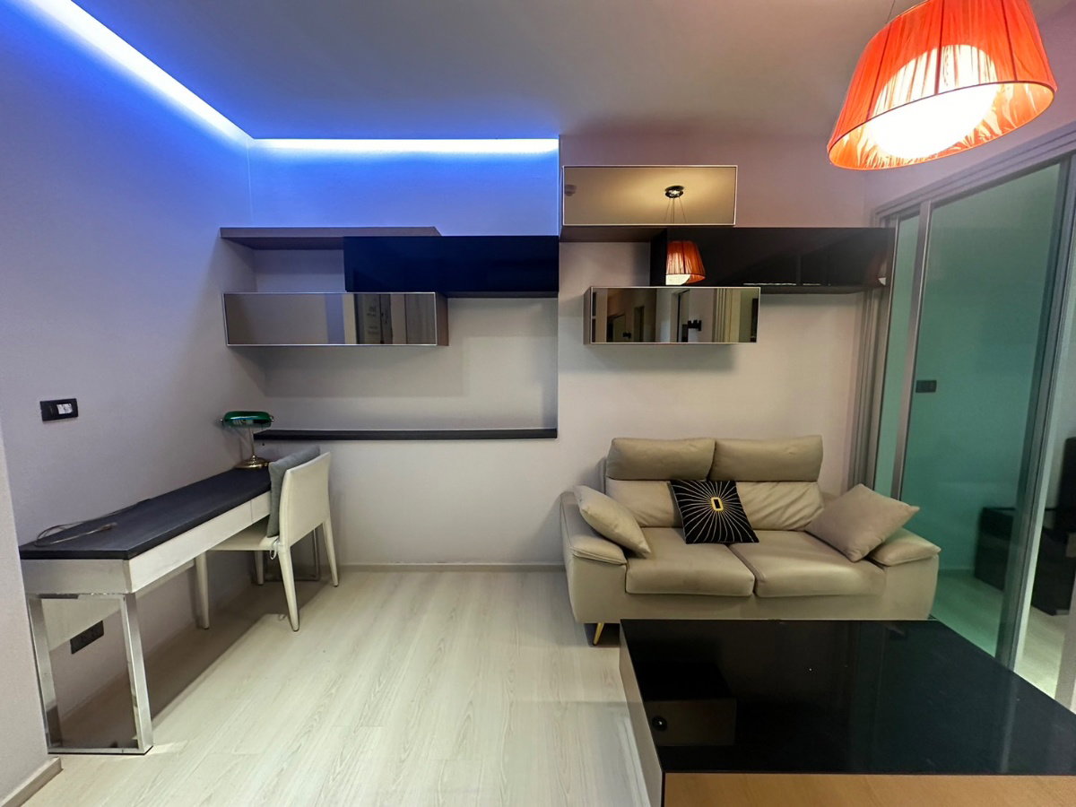 picture CO_RD02 Life Ratchadapisek. Available room for rent. Line: @cgestate - 2/10