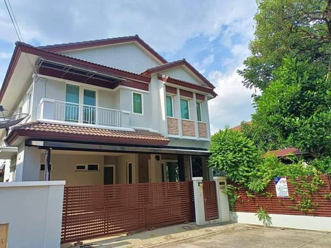 บ้านเดี่ยว มัณฑนา บางนา กม.13  ขายด่วน! บ้านพร้อมอยู่ เฟอร์ครบ ใกล้ MEGA บางนา