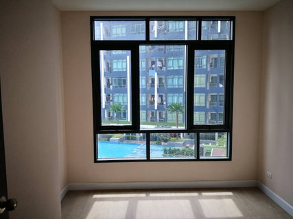P-35747 — Condo for Sale with Tenant. MRT Bang Son - Metro Sky Prachachuen. Price 2.1M Tel 085-592-2897 Line: @easythaihome