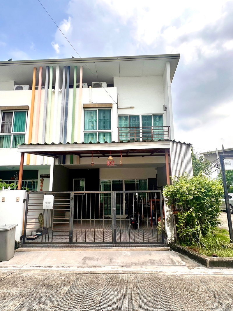 Townhouses for sale : For Sale Citysense Watcharaphon Ramindra65
