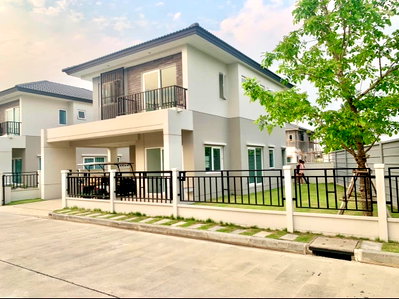 Houses for rent Chiang Rai : Houses for rent in the project Api Town Adjacent to the main road, comfortable travel. -  RW004786