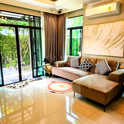 เช่าบ้านเดี่ยว ทรู ทาวเวอร์ พัฒนาการ : The Plant Exclusique 4 bedrooms, for rent
