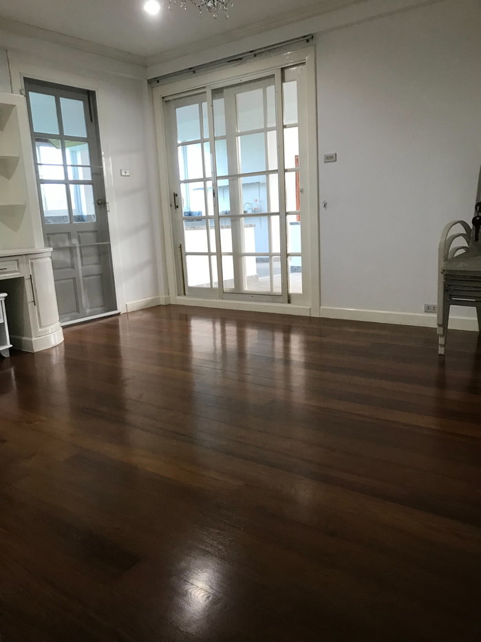 รูป For rent house 4 beds 4 bath with pool nice location (S15-22555) - รูปที่ 12/35