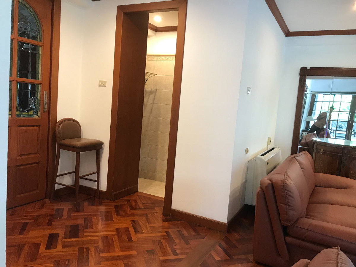 รูป For rent house 4 beds 4 bath with pool nice location (S15-22555) - รูปที่ 20/35