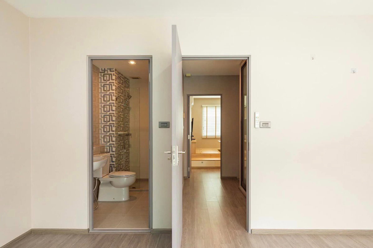 รูป ขาย Townhome 3 ชั้น ตกแต่งบิ้วอินทั้งหลัง บ้านทิศใต้ ลมดี พร้อมเข้าอยู่ - SW001650 - รูปที่ 11/18