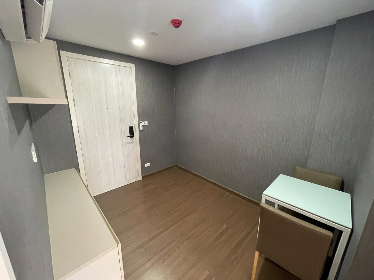 picture Condo Chewathai Near MRT Jaran13 - 1/16