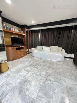 ให้เช่าคอนโด วิทยุ คอมเพล็กซ์ อาคาร 1 ชั้น 34 2 ห้องนอน ขนาด 120 ตรม ใกล้ มหาวิทยาลัยมหานคร