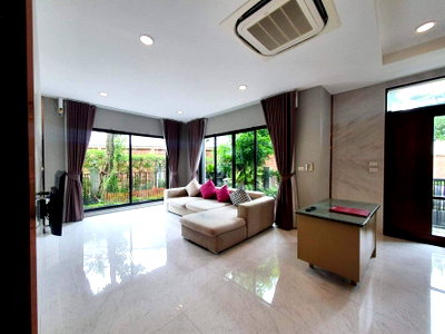 Houses for rent Siam University : For rent: 2-storey detached house, Grand Bangkok Boulevard, Sathorn-Kanlapaphruek, fully decorated
