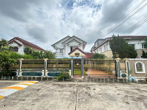 ขายบ้านเดี่ยว ม.ธารารมณ์ 81 ตร.ว รามคำแหง150  ติดBtsสายสีส้ม สถานีน้อมเกล้า ใกล้ทางขึ้นทางด่วนบางปะอิน ,บางนา ใกล้สนามบินสุวรรณภูมิ 