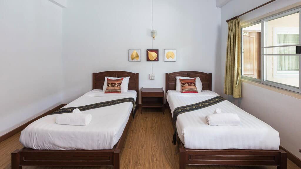 picture Hotel business for sale, 21 rooms, on Ku Muang Road with hotel license located in Old City, prime location, Tha Phae Gate area. - SW001687 - 14/18